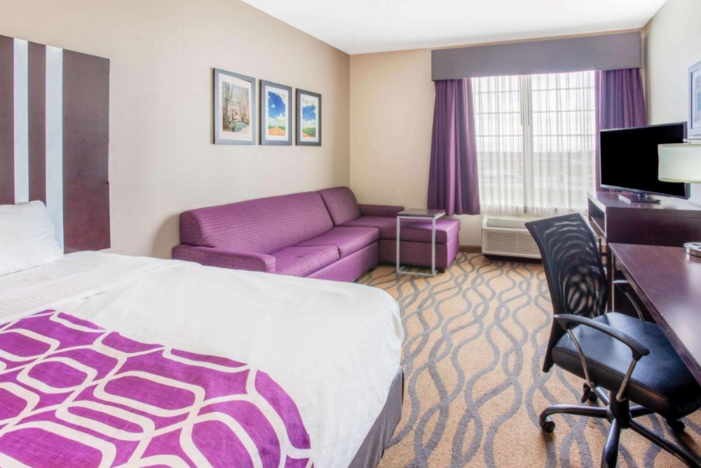 La Quinta Inn & Suites by Wyndham Luling Image 6